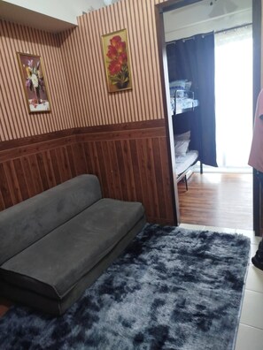 Condo, 1 Bedroom, Accessible, Balcony | Interior