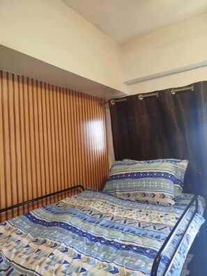 Condo, 1 Bedroom, Accessible, Balcony - R's House Of Happiness (Baguio)