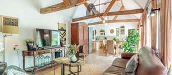 The Cottage - UK49370