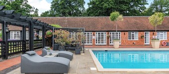 The Cottage - UK49370