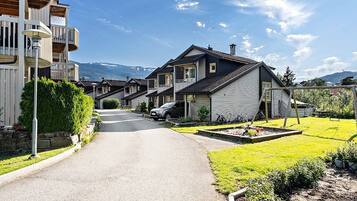 Apartment, 2 Bedrooms, Accessible, Balcony | Exterior
