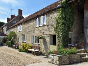 Exterior - 2 bedroom accommodation in Levisham near Pickering (Levisham near Pickering)