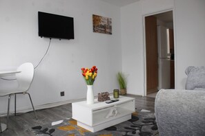 Apartment, 1 Bedroom, Accessible | Living room - Secret Cove Near Central London Main Attractions (London)