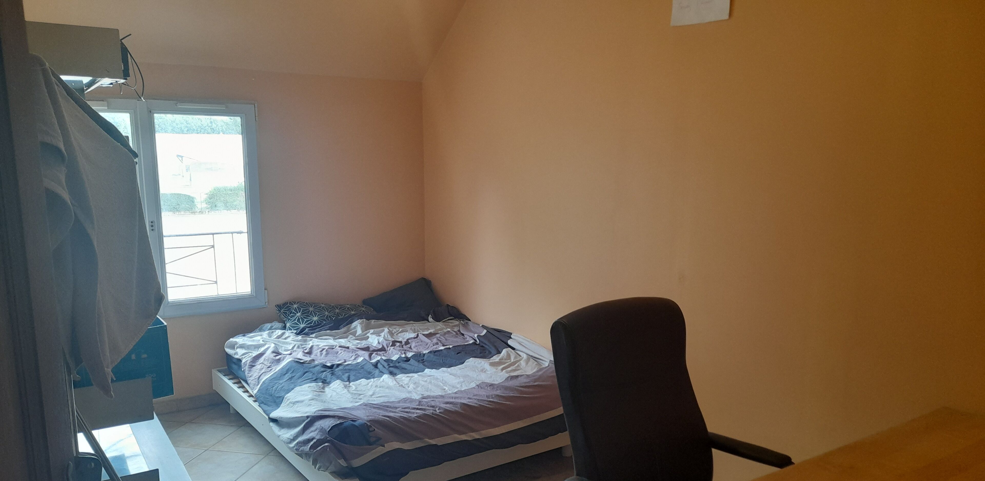 2 chambres, draps fournis