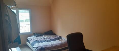 2 chambres, draps fournis