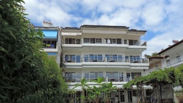 Front of property - Lainas apartments (Kassandra)