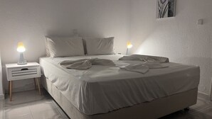 Room - Lainas apartments (Kassandra)