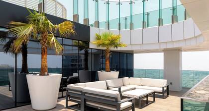 Maison Privee - Urban Parkside Living near the Iconic Dubai Frame