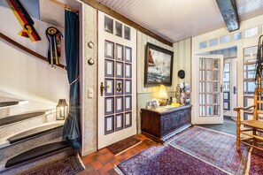 Interior - Apartment 'Helgoland' with Shared Terrace, Shared Garden and Wi-Fi (Cuxhaven)