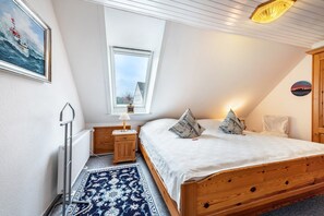 2 slaapkamers, een strijkplank/strijkijzer, wifi, beddengoed