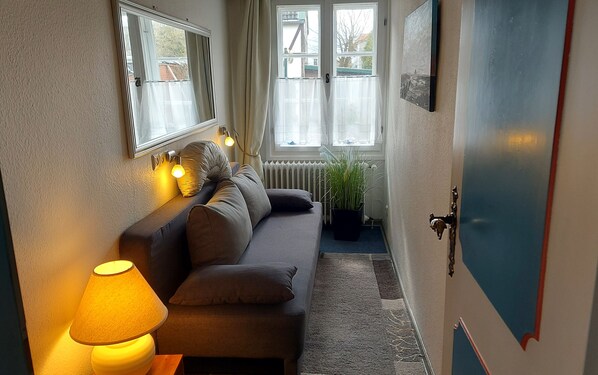 Fernseher, DVD-Player, Stereoanlage