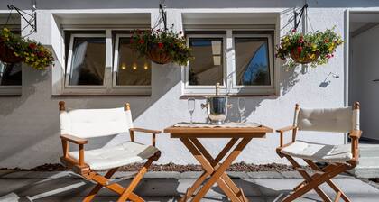 Holiday Home 'Nähe Zollverein Essen' with Private Terrace, Private Garden and Wi-Fi