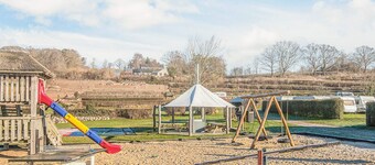 5 Person Holiday Park Home in Ronde
