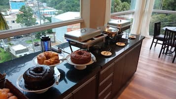 Free daily buffet breakfast
