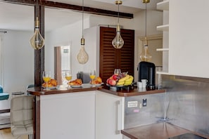 City Apartment, 2 Bedrooms, Non Smoking | Private kitchen