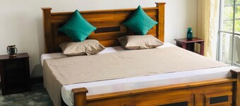 3-bedroom house in Kandy City with WiFi, AC