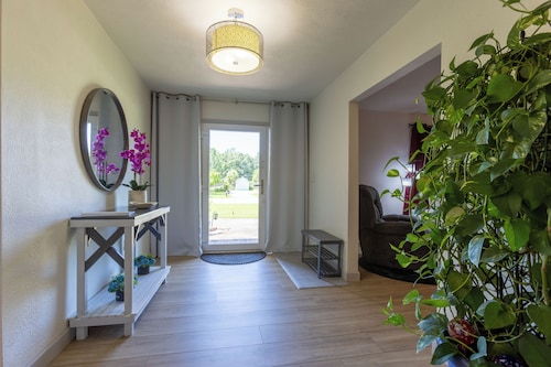 Turtle Time Retreat-Close To OWA, Tanger, Hospital! Game Room, Hot Tub!
