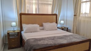 Apartment, 3 Bedrooms, Balcony, City View