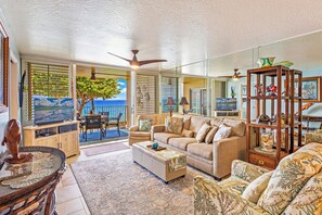 Smart TV - Boldly Oceanfront. Stylishly Maui. Royal Mauian 2-Bedroom Retreat (Kihei)