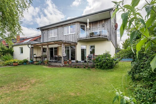 Apartment 'Am Rande Neumünsters' with Balcony
