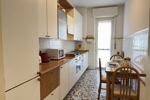 Fridge, microwave - 10 minutes from the Centre, Comfort and Culture (Bergamo)