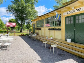 Hus | Udendørs spisemuligheder
