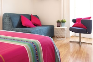 2 bedrooms - At Giulia's Home Vomero Apt (NAPOLI)
