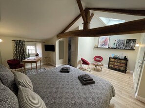 1 chambre, bureau, Wi-Fi, draps fournis