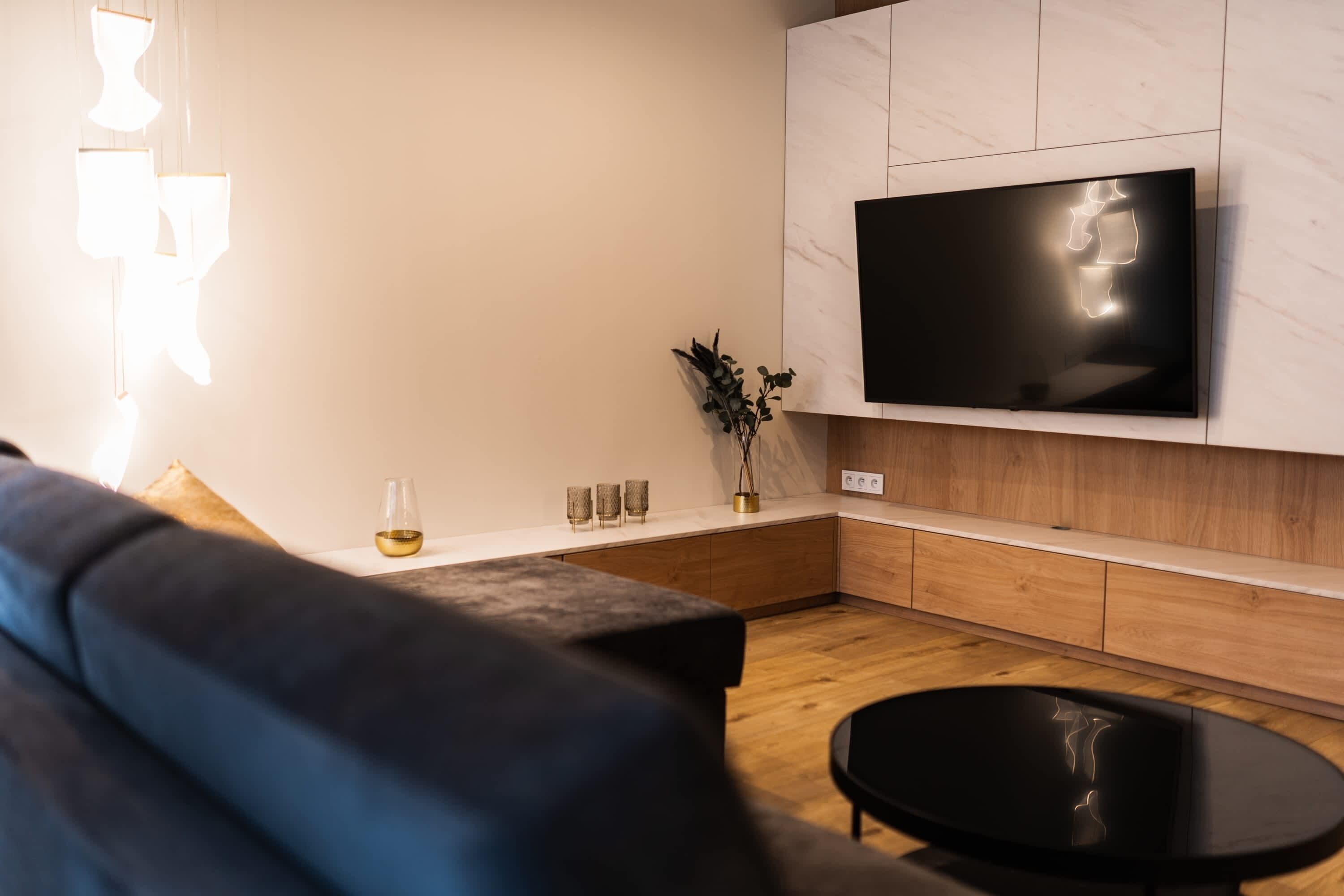 TV, offices