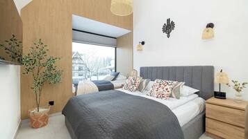1 slaapkamer, een strijkplank/strijkijzer, wifi, beddengoed