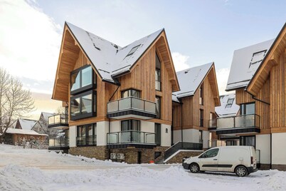 Mountain Apartment with Mountain View | Sauna and Parking