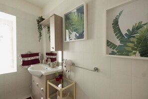 Shower, bidet