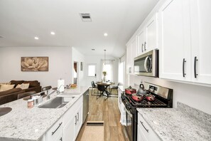 Microwave, oven, stovetop, dishwasher