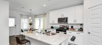 Marice Serene Home at Katy Fulshear 