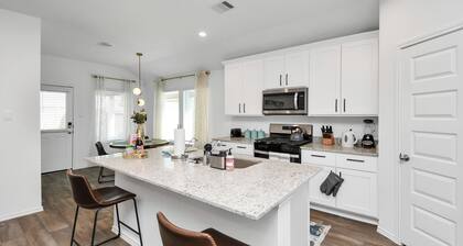 Marice Serene Home at Katy Fulshear