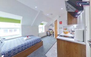 Superior Studio | Premium bedding, down comforters, desk, laptop workspace - Victoria House by CovStays (Coventry)