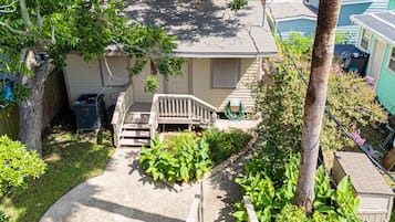 House, 2 Bedrooms | Terrace/patio