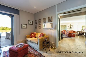 Villa, Garden View | Living area