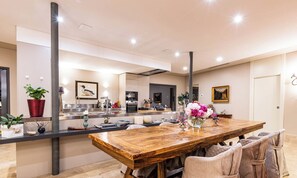 Villa, Garden View | Private kitchen | Fridge, microwave, oven, stovetop - Villa Airone Tegoni Pool Radicondoli (Radicondoli)