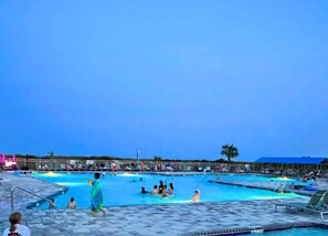 Pool - Wave Watcher - Hhbt Resort 1 Bedroom Condo (Hilton Head Island)