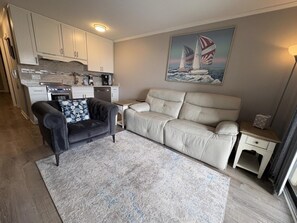 Condo, 1 habitación | Área de sala de estar