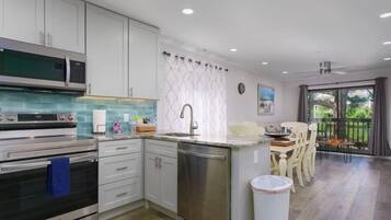 Villa, 2 Bedrooms | Private kitchen
