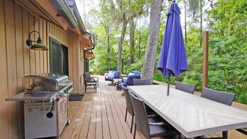 House, 4 Bedrooms | Outdoor dining