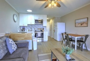 Villa, 1 Bedroom | Living area - Palmetto Beach Retreat - Hhbt Resort 1 Bedroom Villa (Hilton Head Island)