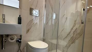 Standard Double or Twin Room, City View | Bathroom | Shower, hair dryer, towels, soap