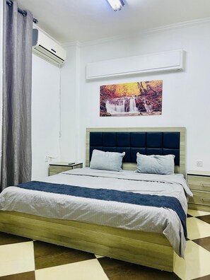 Tripla Comfort, vista città | Materassi Tempur-Pedic, Wi-Fi gratuito, lenzuola