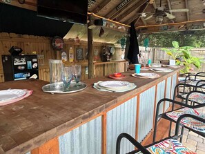 屋外ダイニングエリア