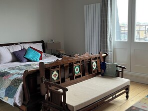 5 chambres, fer et planche à repasser, Wi-Fi, literie fournie