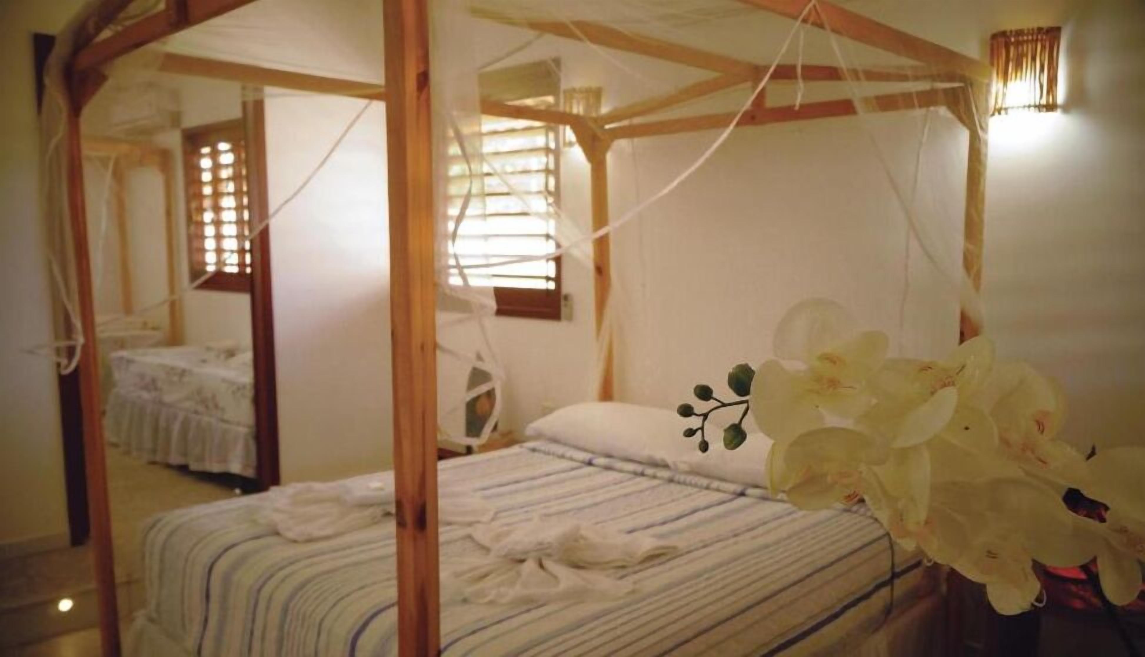 Suite Confort, vue piscine