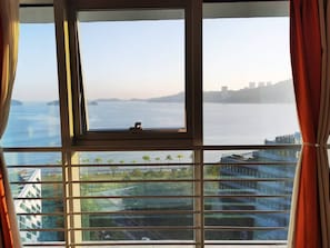 家庭公寓 | 高級寢具  、羽絨被、記憶床墊、免費無線上網